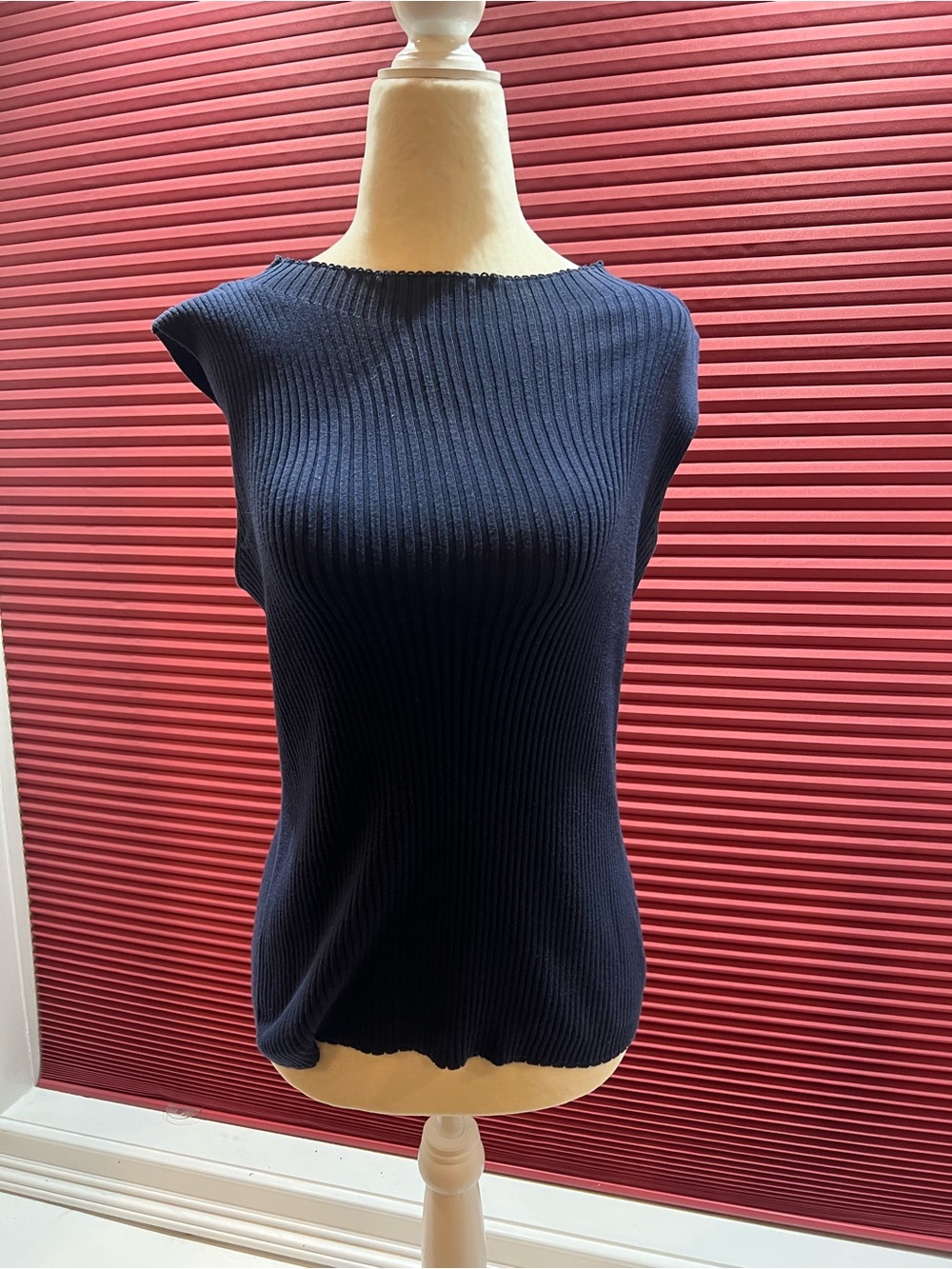 Uniqlo Navy Ribbed Sleeveless Tank Top
